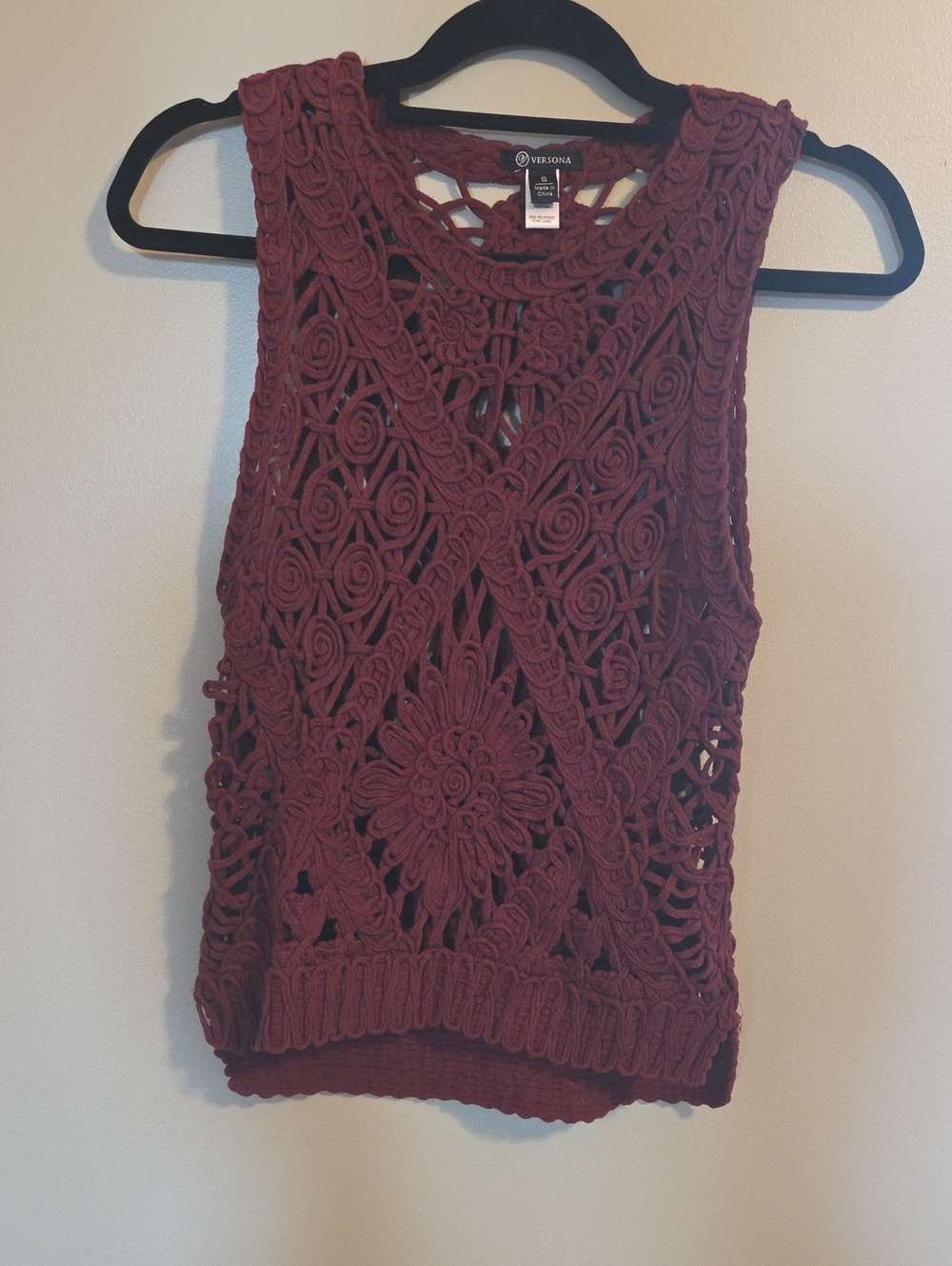 Versona Crochet Openwork Sleeveless Top - Wine